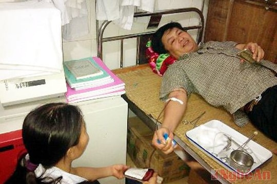 Thanh Chương: Ngân hàng máu sống cứu một sản phụ nguy kịch