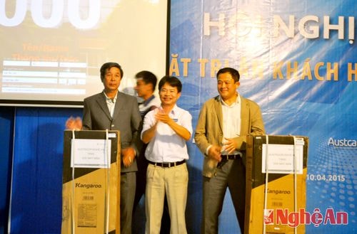 Công ty CP Austdoor Nghệ An hội nghị khách hàng