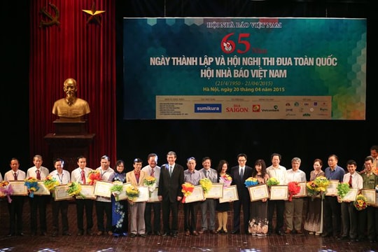 Đề cao trách nhiệm xã hội, nghĩa vụ công dân của người làm báo