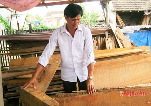 Đứng dậy sau vấp ngã