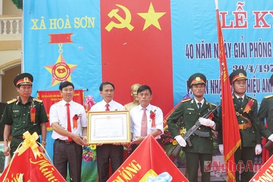 Xã Hòa Sơn đón nhận danh hiệu Anh hùng lực lượng vũ trang nhân dân