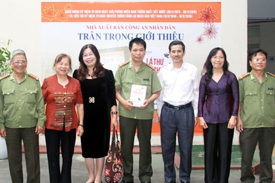 Từ "Mãi mãi tuổi 20" đến "Những lá thư thời chiến Việt Nam"