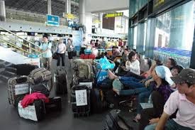 Máy bay và cái giếng làng