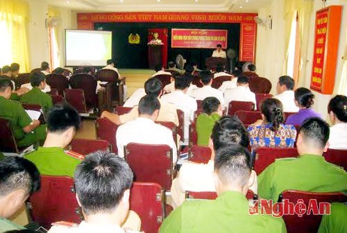 Công an Hưng Nguyên biểu dương điển hình tiên tiến