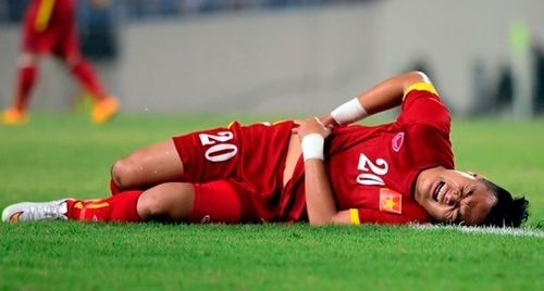 "Bão" chấn thương khiến cầu thủ SLNA "chịu thiệt"
