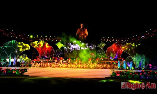 Khai mạc Lễ hội Làng Sen toàn quốc mừng sinh nhật Bác