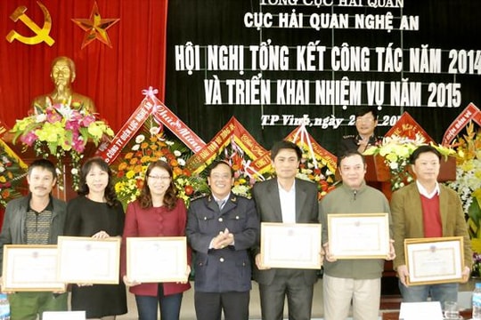 Phát huy truyền thống xây dựng ngành Hải quan phát triển toàn diện