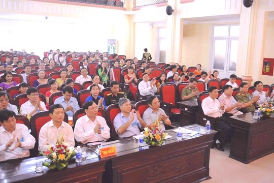 Đại hội Đảng bộ Trường Đại học Y khoa Vinh
