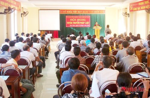 Hội nghị tuyên truyền pháp luật ở huyện Quỳ Châu