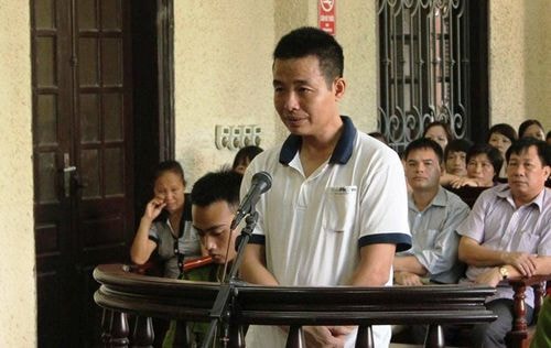 102 tháng tù cho người chồng đoạt mạng vợ vì mặc váy ngắn