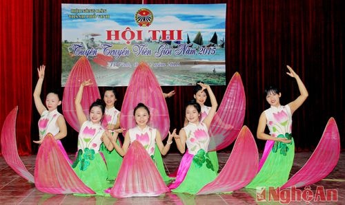 Hội thi tuyên truyền viên nông dân giỏi 2015