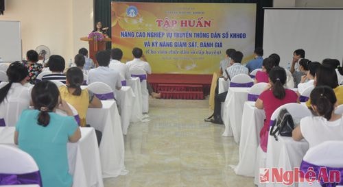 Bồi dưỡng nghiệp vụ truyền thông cho viên chức dân số