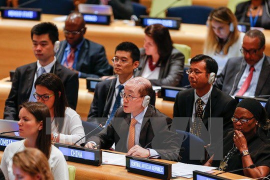 Quốc tế viện trợ thêm 3,4 tỷ USD cho các nước "ổ dịch" Ebola