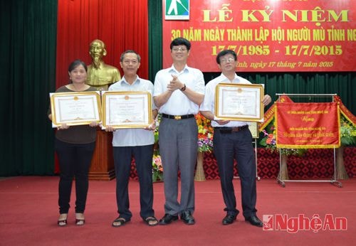 Hội người mù Nghệ An kỷ niệm 30 năm thành lập