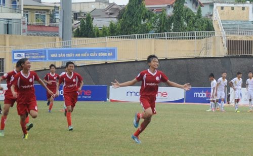 Trận đấu có tỷ số 9-0 ở giải U13 quốc gia