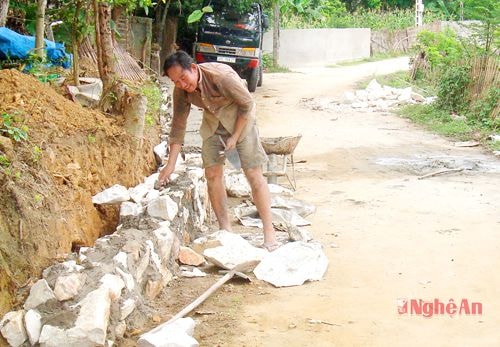 Châu Hạnh với phong trào làm đường bê tông