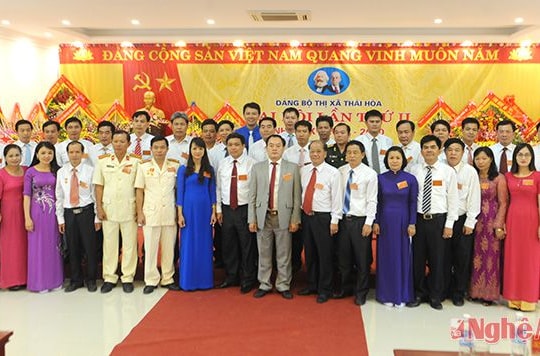 Đồng chí Lê Tiến Trị tái cử Bí thư Thị ủy Thái Hòa