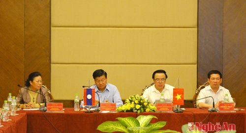 Đoàn công tác hai Ban đối ngoại Trung ương Việt Nam và Lào làm việc với lãnh đạo tỉnh Nghệ An