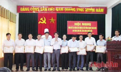 Các địa phương tổng kết 25 năm xây dựng cơ sở vững mạnh toàn diện