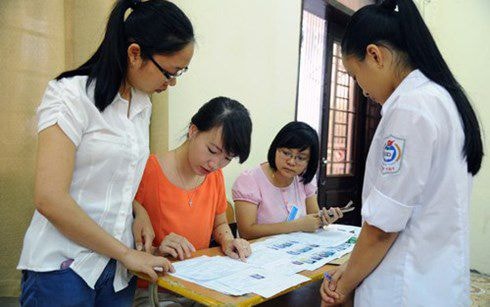 Thêm nhiều trường ĐH công bố ngưỡng điểm xét tuyển bằng điểm sàn