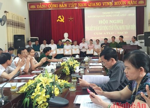 TP Vinh tổng kết 25 năm xây dựng cơ sở vững mạnh toàn diện