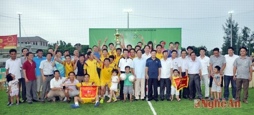 Bế mạc giải thể thao chào mừng Đại hội Đảng bộ Khối các cơ quan tỉnh