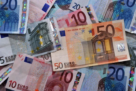 Đức kiếm được 100 tỷ euro từ khủng hoảng nợ châu Âu
