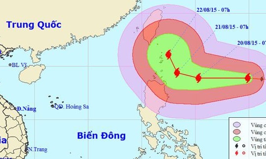Bão cấp 15 hướng vào Biển Đông