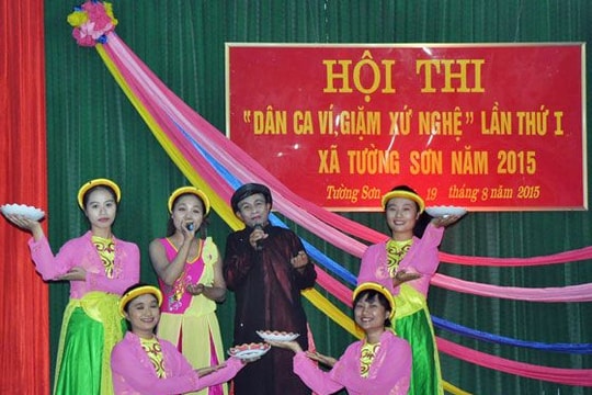 Sôi nổi Hội thi "Dân ca ví, giặm xứ Nghệ" xã Tường Sơn