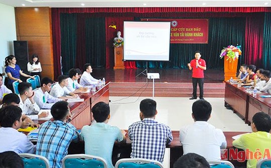 Tập huấn sơ cấp cứu TNGT cho lái xe vận tải hành khách