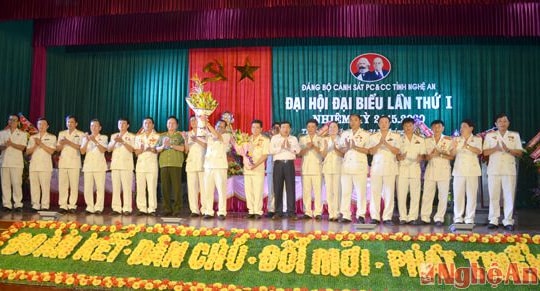 Đại tá  Hồ Sỹ Tuấn tái cử Bí thư Đảng ủy Cảnh sát PC&CC