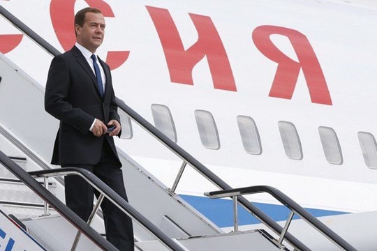 Thủ tướng Nga thăm quần đảo Kuril tranh chấp với Nhật Bản