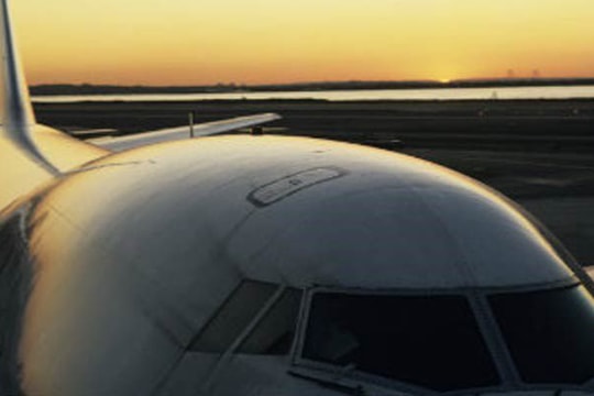 Máy bay chở Thủ tướng Bulgaria hạ cánh khẩn cấp do hỏng càng