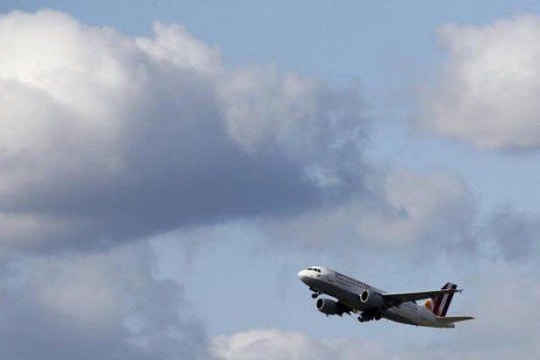 Một máy bay cứu thương chở 7 người mất tích ở miền Tây Senegal