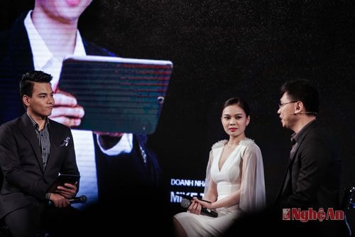 Giang Hồng Ngọc - từ "Nhân tố bí ẩn" thành "nhân tố quyến rũ"