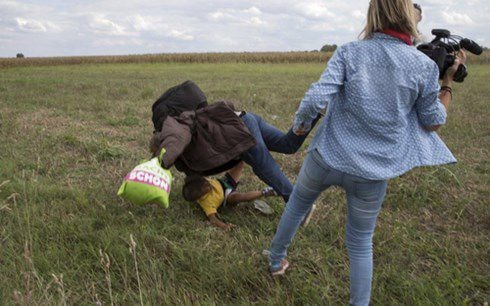 Phóng viên có hành động phản cảm đối với người tị nạn Syria bị sa thải lập tức