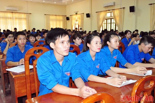 Triển khai công tác Đoàn và phong trào thanh niên trường học năm học 2015 – 2016