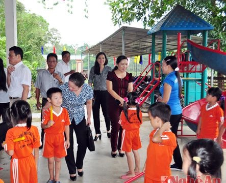 Quan tâm xóa các phòng học tạm, đảm bảo điều kiện chăm sóc nuôi dạy trẻ