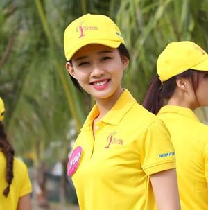 Thí sinh Hoa hậu Hoàn Vũ "đại náo" phố núi