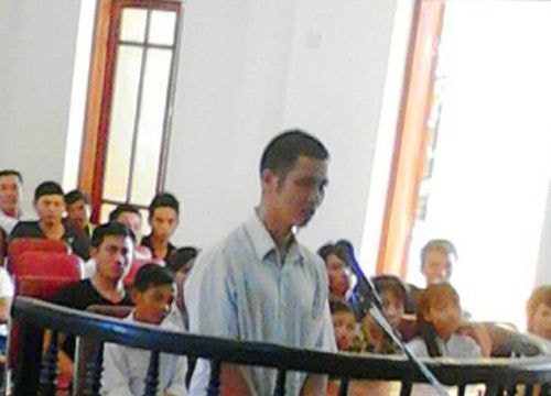 60 tháng tù giam cho một phút nóng giận