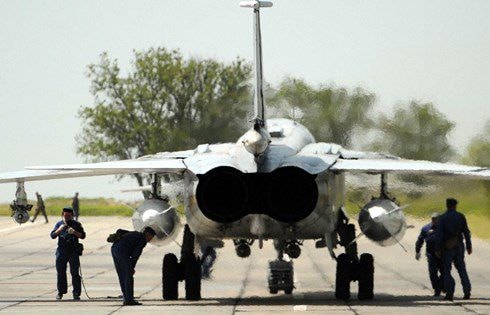 Chiến đấu cơ Nga san phẳng thành trì, kho đạn của IS tại Syria