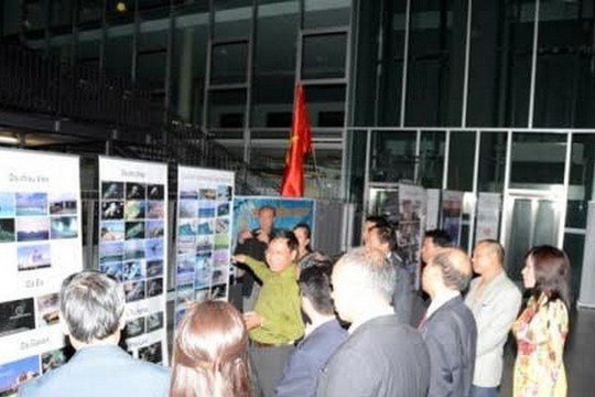 Triển lãm ảnh, tư liệu về quần đảo Hoàng Sa và Trường Sa ở Đức