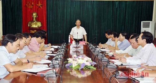 Thường trực Tỉnh ủy làm việc với các ban và Văn phòng Tỉnh ủy