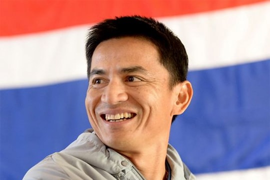 Đòn tâm lý chiến của HLV Kiatisuk