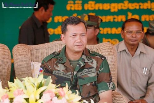 Con trai Hun Sen phân vân tranh cử thủ tướng Campuchia