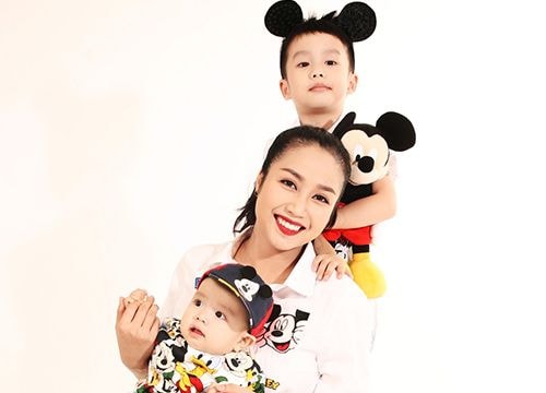 Ốc Thanh Vân giảm eo sau sinh