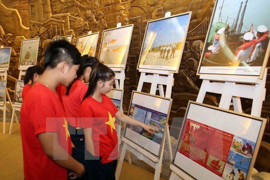 Bộ Giáo dục vẫn quyết Lịch sử là môn tự chọn?