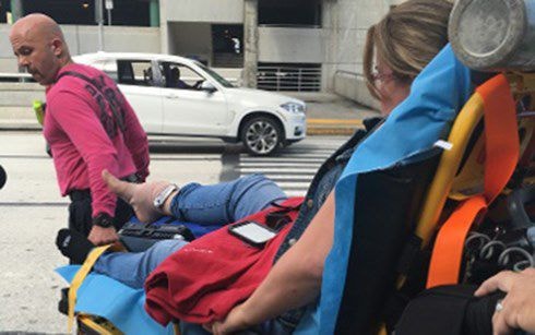 Máy bay Mỹ đột nhiên bắt lửa khi chuẩn bị cất cánh