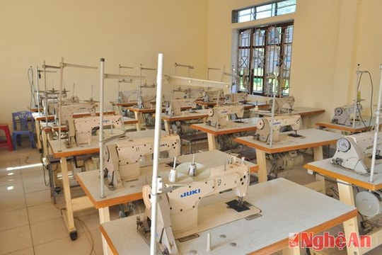 Lãng phí tiền tỷ ở trung tâm đào tạo nghề các huyện miền núi