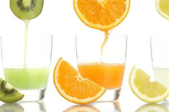 4 loại nước tẩy độc cơ thể hiệu quả